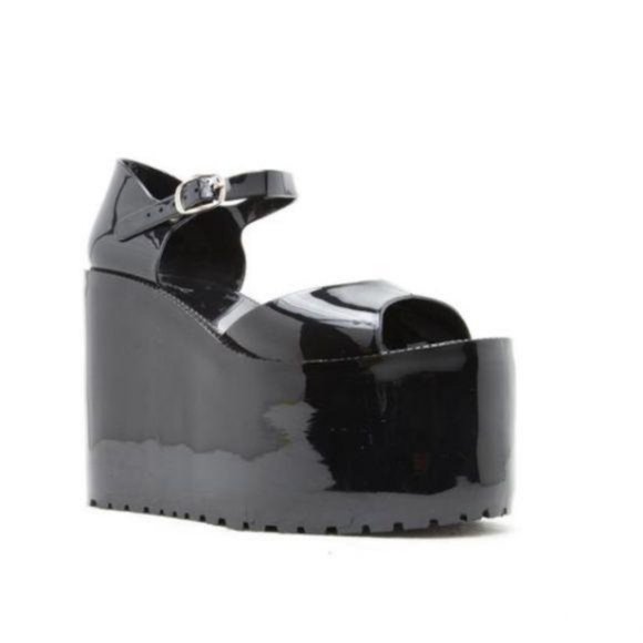 My Poshtique Shoes - Platform Ankle Strap Jelly Sandals in Black